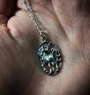 Vintage Unicorn Silver Necklace With (1) 18 INCH Sterling Silver Chain